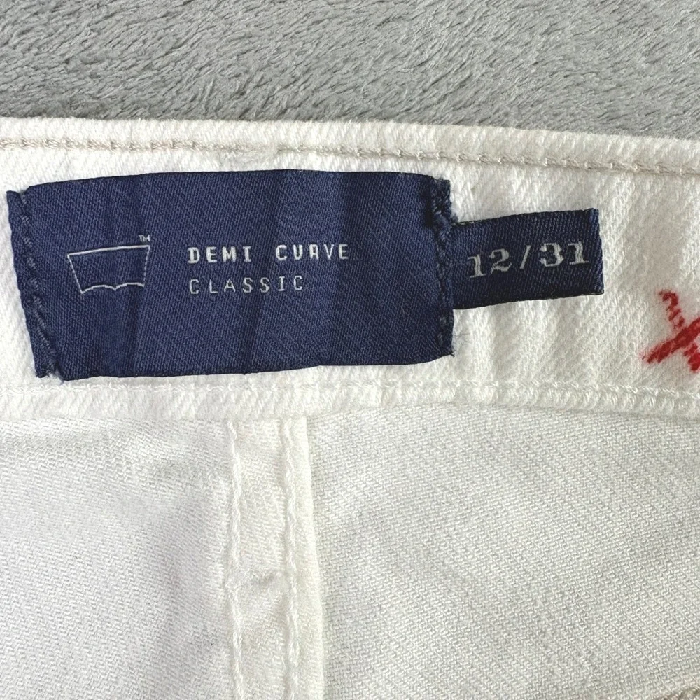 Levi's Womens 12/31 White Demi Curve Classic‎ Straight Leg Cropped Jeans Stretch